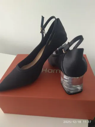 Zapatos de tacón negros