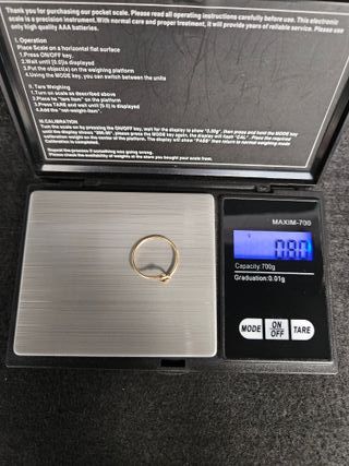 Anillo de Oro 18K, Diseño Continuo, 0,8gr, T-12