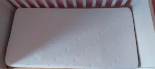 Cuna SUNDVIK (Ikea) blanca con colchón