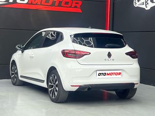 Clio Intens TCe 74 kW 100CV