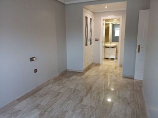 Piso en venta en Ensanche - Diputación en Alicante