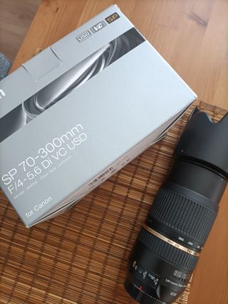 Canon EOS 70D con 4 objetivos