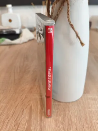 Triangle Strategy Nintendo Switch PRECINTADO