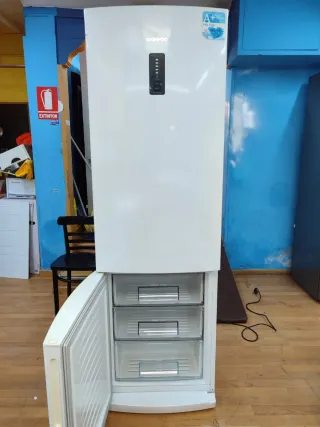 Nevera DAEWOO Blanca