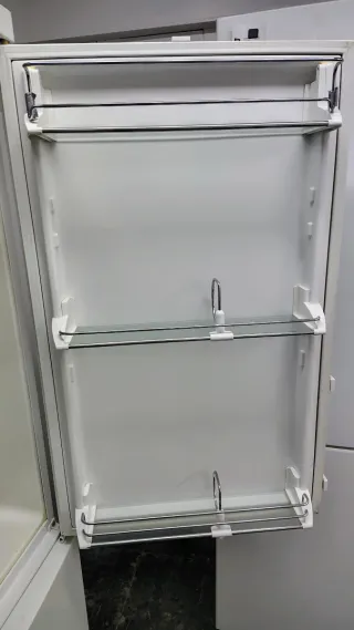 Nevera Liebherr Blanca