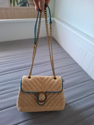 Bolso de fiesta elegante beige y dorado