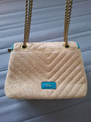 Bolso de fiesta elegante beige y dorado