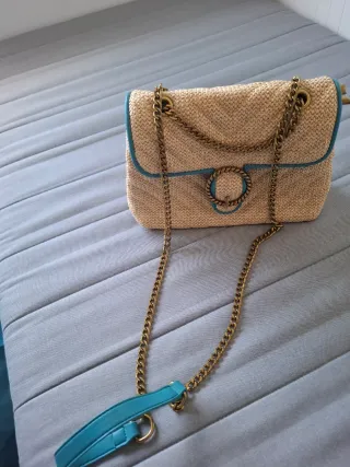 Bolso de fiesta elegante beige y dorado