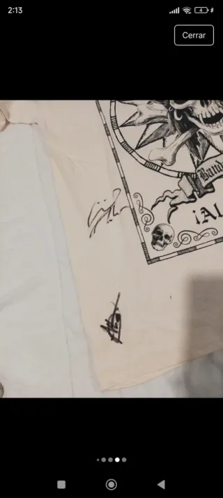 Camiseta Mago de Oz firmada por Zeta