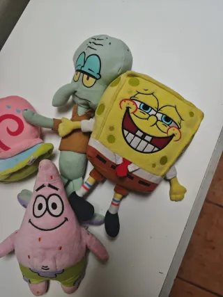 Peluche Bob Esponja y amigos