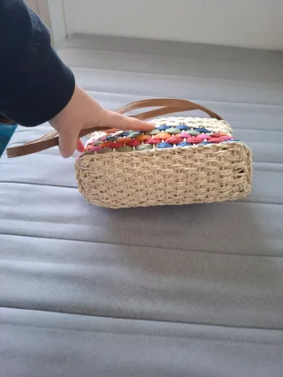 Bolso de hombro tejido multicolor rafia