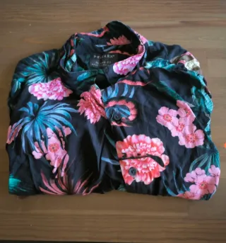 Camisa corta estampada flores de Primark