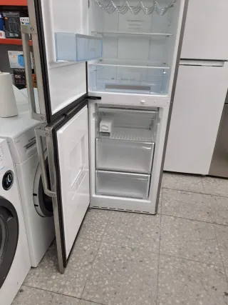 ◇Nevera bosch 2.centímetros◇