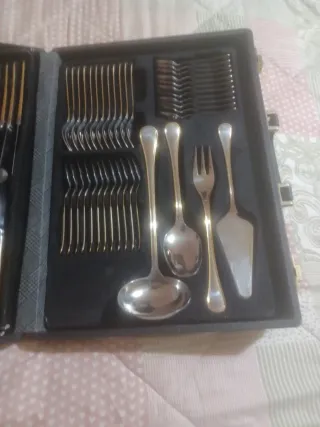 Cubertería Completa Edición Especial