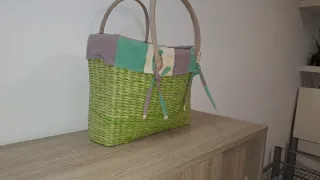 Bolso cesta mimbre verde como nuevo