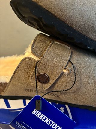 Zuecos Birkenstock Beige/Marrón con Borreguito