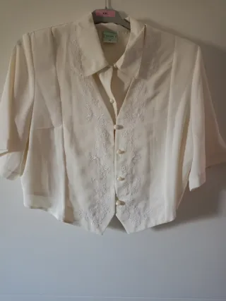 Blusa Beige Bordada Talla XXL