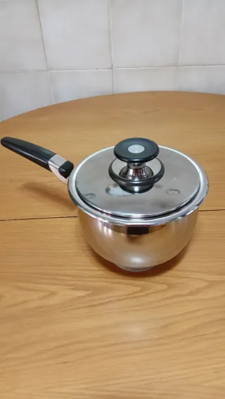 Precioso Cazo IBER Inducción Como Nuevo