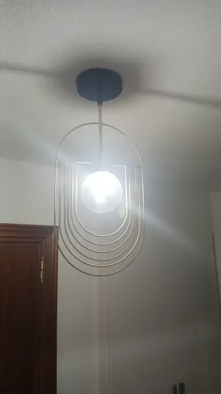 Lampada a sospensione dorata