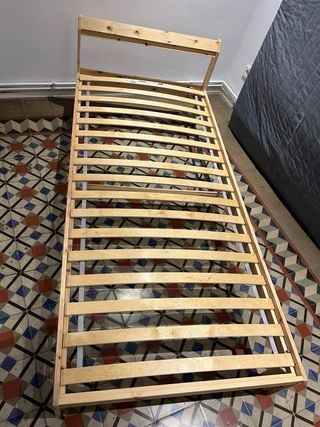 Cama individual con somier y colchón