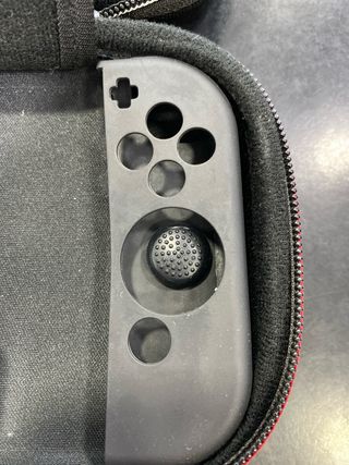 Funda Nintendo Switch + Protectores