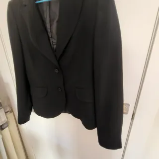 Traje negro El Corte Inglés talla 40