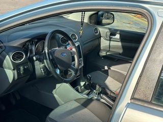 Ford Focus 2009.