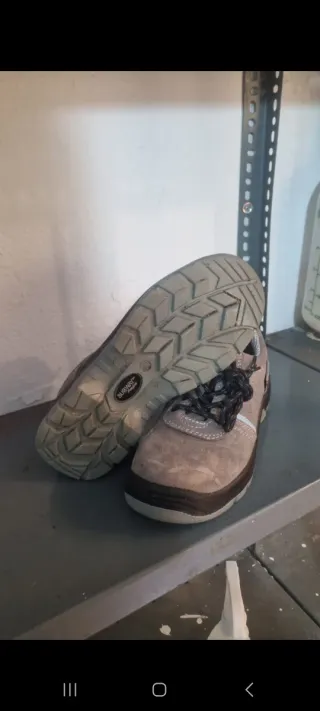 Zapatillas de seguridad SUBWAY beige/negro