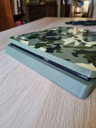 Ps4 Slim 1Tb camuflaje con mando.