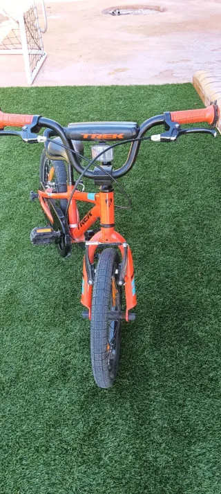 Bicicleta Trek Precaliber 16 Naranja de segunda mano por 120 EUR
