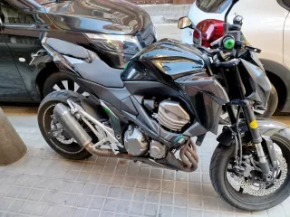 Kawasaki Z800 Negra