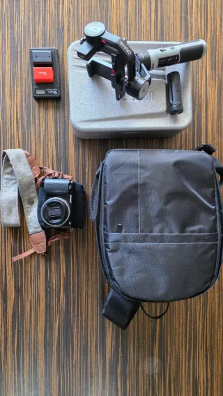 Pack creador contenido Sony ZV-E10 estabilizador