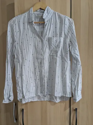 Camisa niña blanca con rayas y triángulos negros