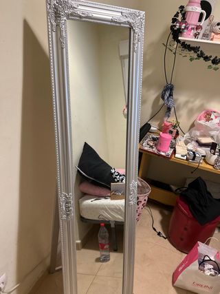 Espejo de pie plateado