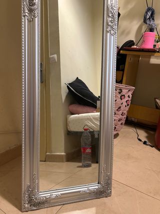 Espejo de pie plateado