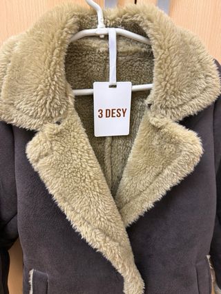 Abrigo 3 DESY marrón y beige