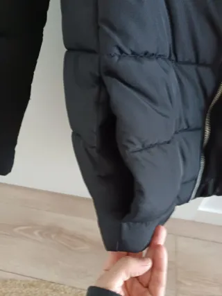 Cazadora negra mujer con cuello