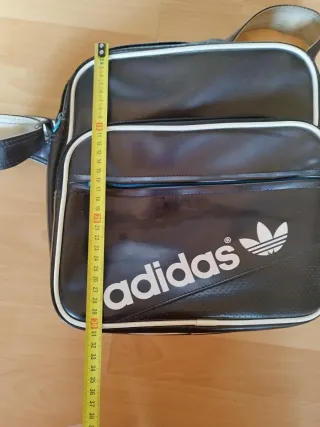 Bolso bandolera Adidas negro y blanco