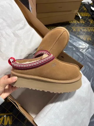 UGG zapatillas talla 39