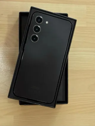 Samsung Galaxy S23 Negro