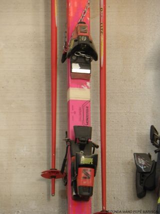 Esquís Salomon Equipe 9000 con bastones