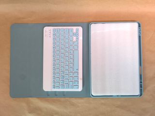 Funda + teclado para iPad 10" - Azul (nuevo)