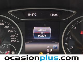 Mercedes-Benz Clase A 180 90 kW (122 CV)