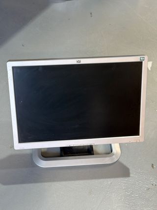 Monitor HP L2045w Plata y Negro