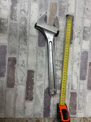 Llave inglesa Irimo 12 Forjada