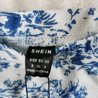 Conjunto SHEIN Top y Falda Estampado Azul