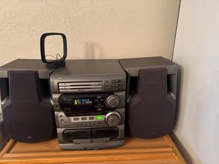 Cadena Musical JVC CD/Cassette/Radio