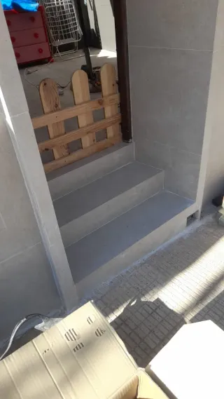 Servicios de Alicatados y Pinturas albañilería en