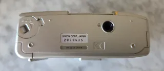 Cámara Analógica Nikon Zoom110S + Accesorios