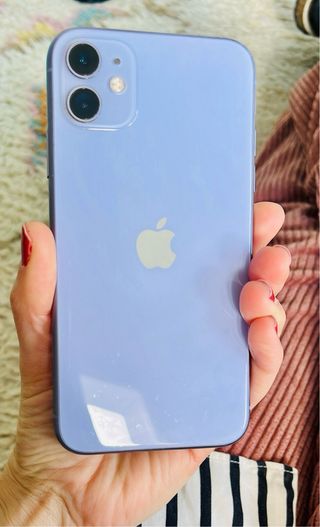 iPhone 11 128GB Morado en perfecto estado
